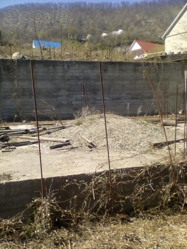 Участок с фундаментом в Сочи