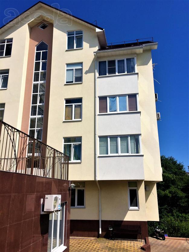 Продаю 1-комнатную квартиру площ. 39 кв