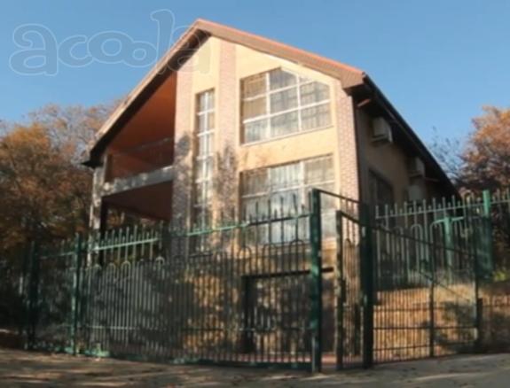 Продаю дом 292кв. м. 12сот. 10500т. р. горячий ключ
