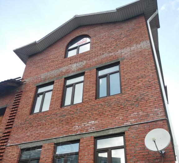 Продаю гостиницу 411кв. м. 13500т. р. Селезнева