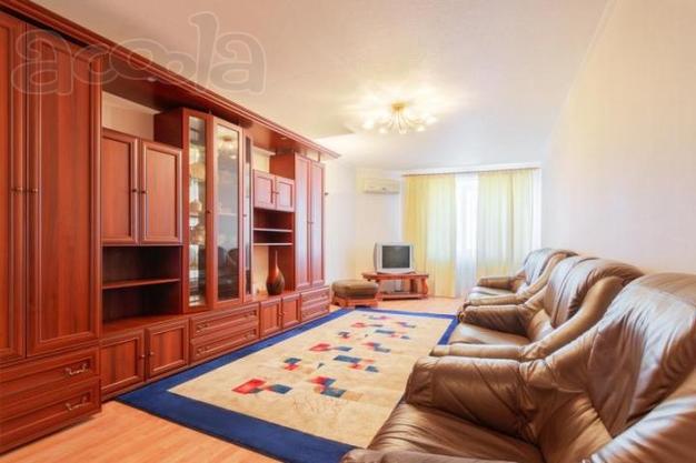 2-ком.кв. 72 кв.м., 3/8, ул. Омелькова