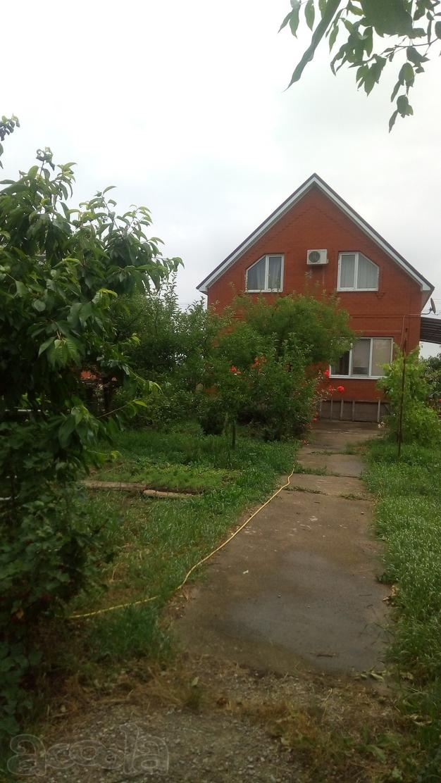 Продаётся 2х этажный дом  по низкой цене