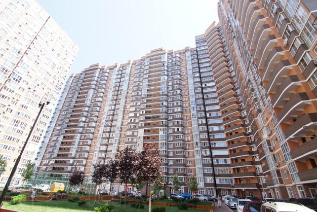 Превосходная 2 комнатная квартира в ЖК Москва. Видовой этаж, хороший ремонт!